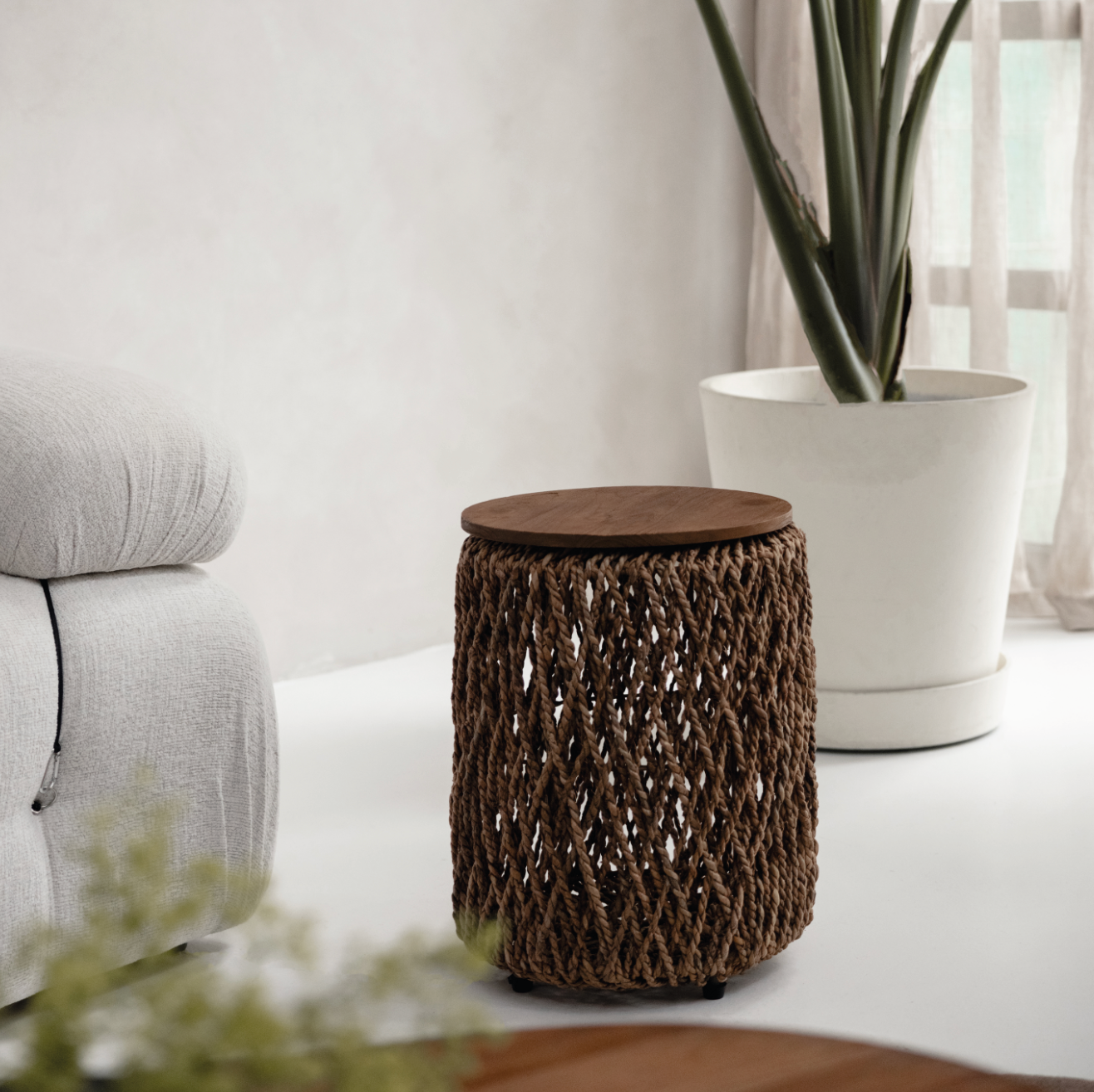 Knut Side Table