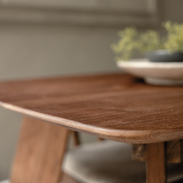 Grace Dining Table