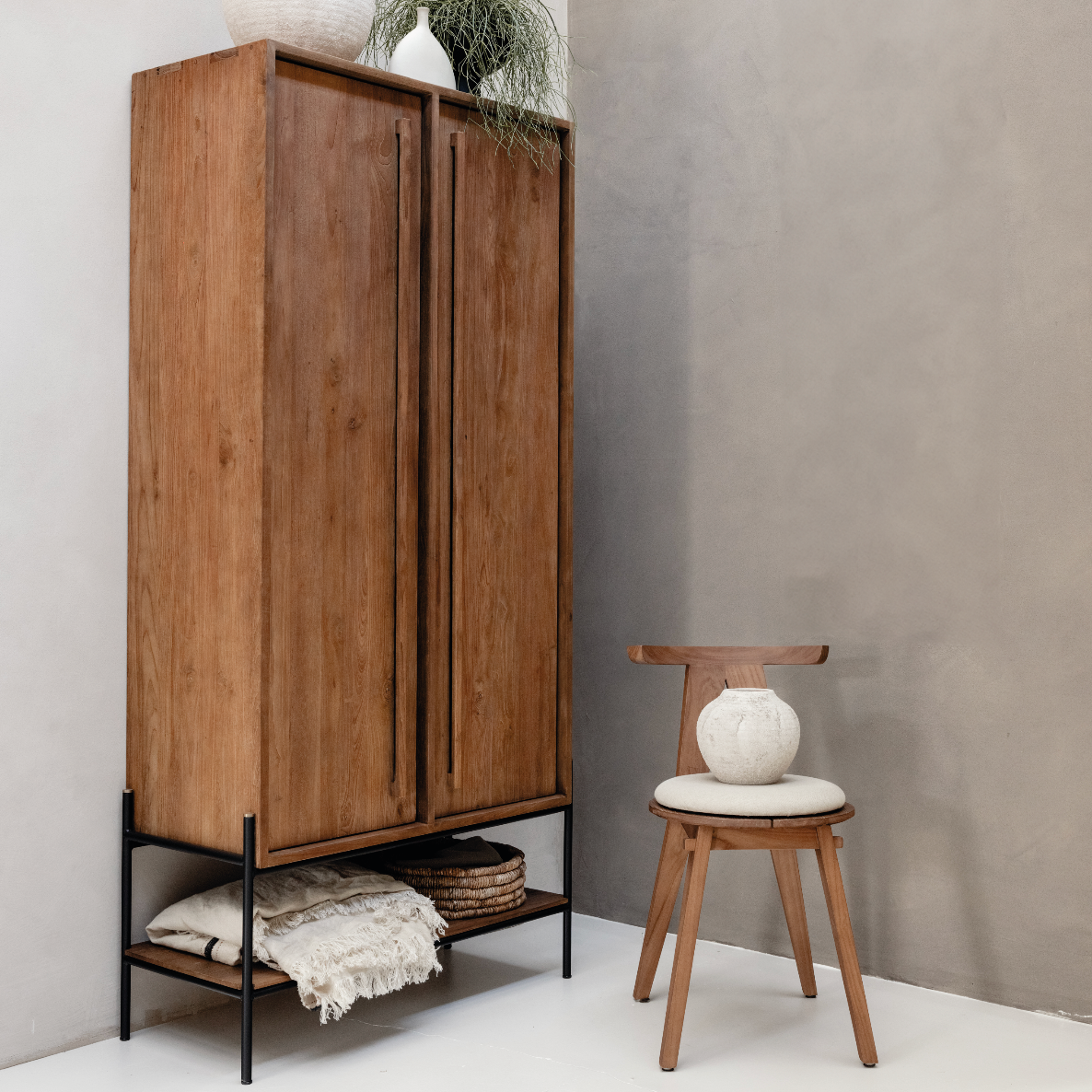 Outline Cabinet 2 Doors 1 Open Rack