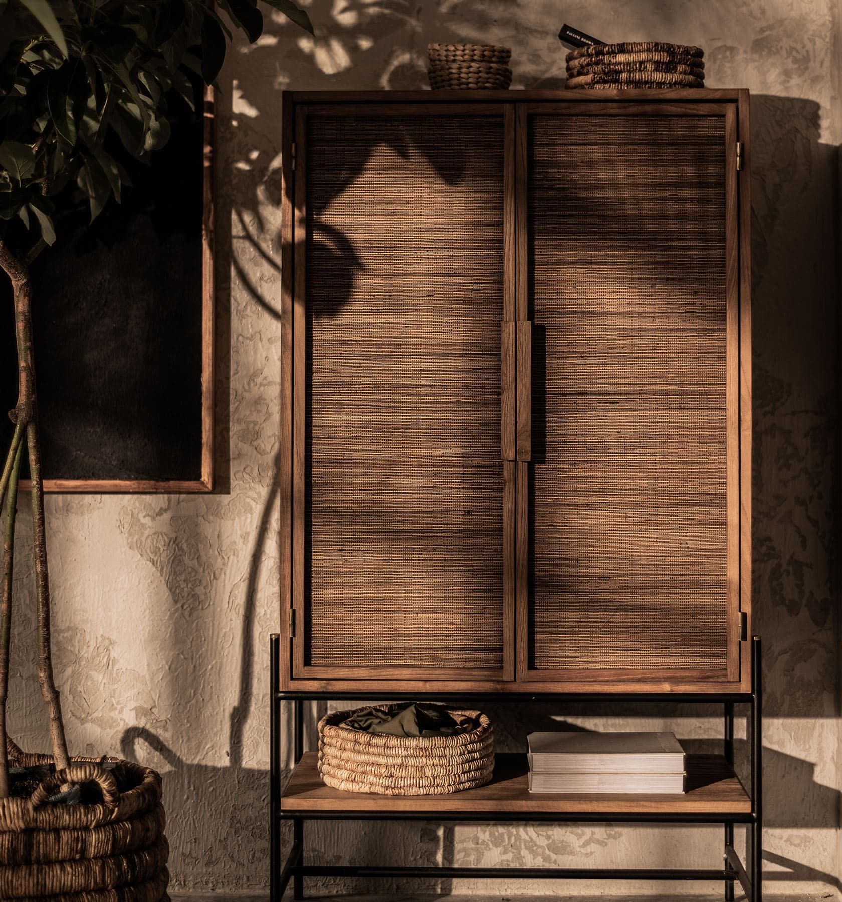 Coco Cabinet 2 Doors 1 Open Rack